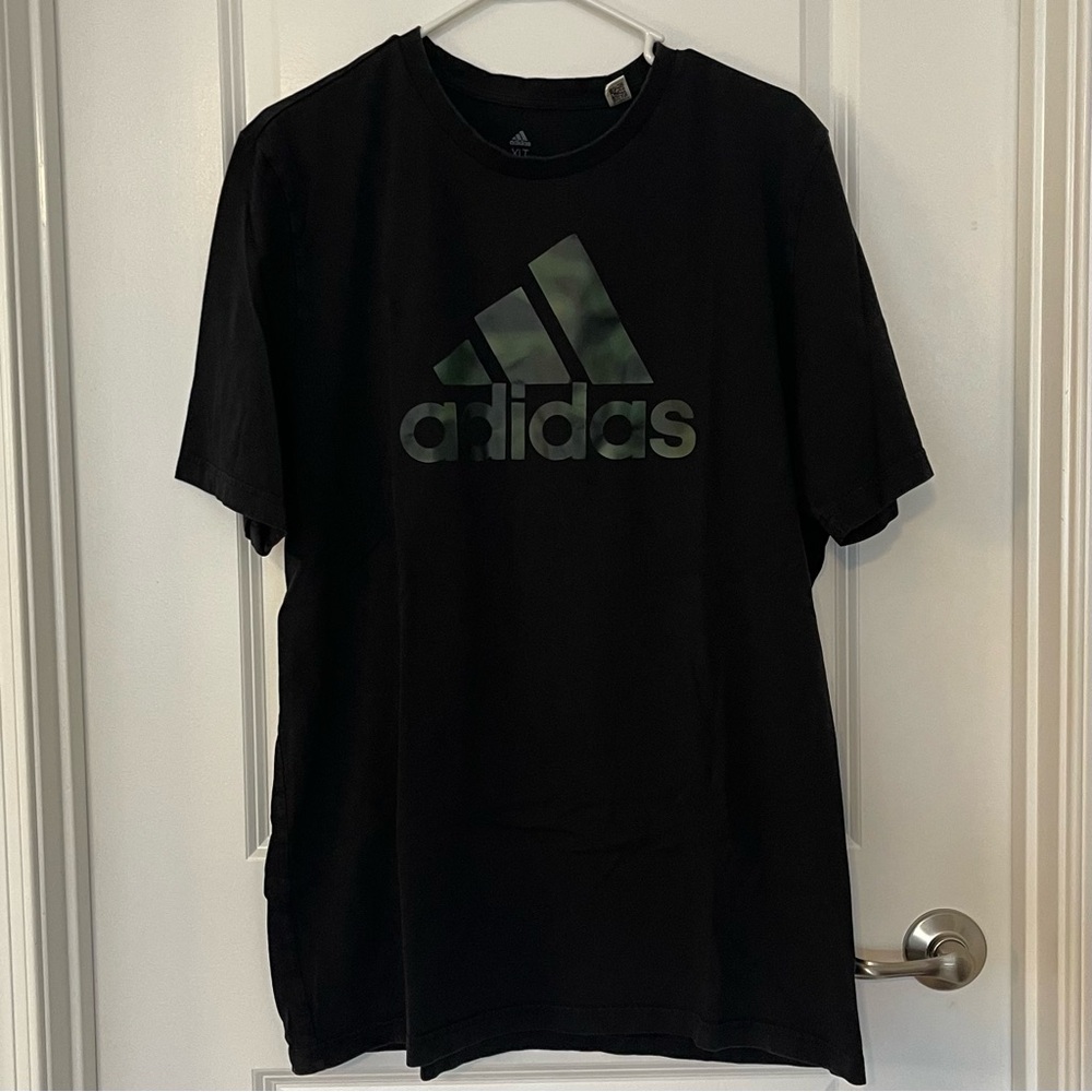 Adidas Men’s Black T-Shirt with Logo, size XL Tall